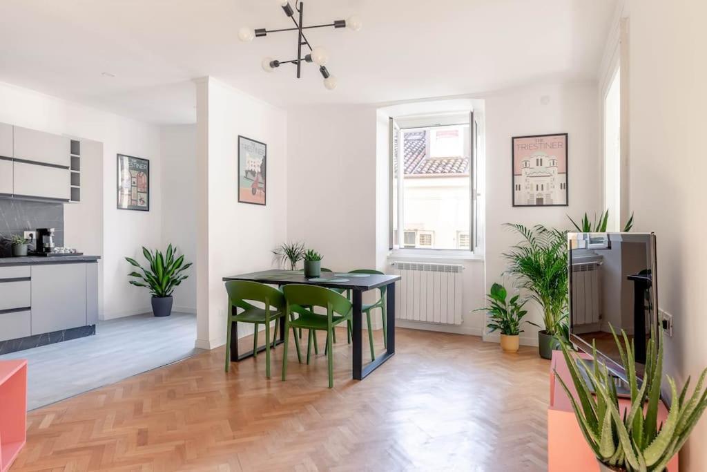 Stylish Apartment - Casa Leone - Center Trieste Dış mekan fotoğraf